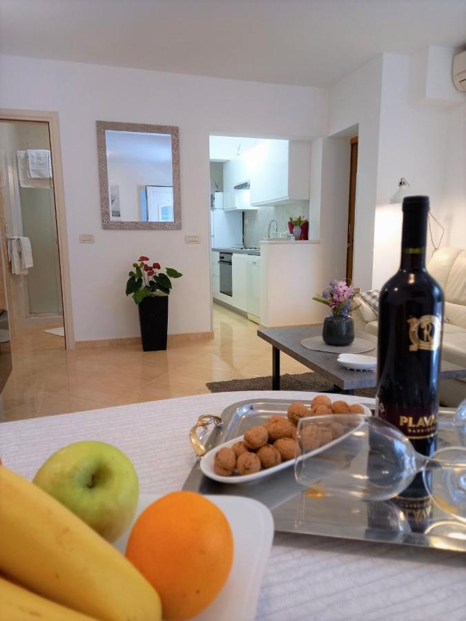 Melody Apartment Porec Exterior photo