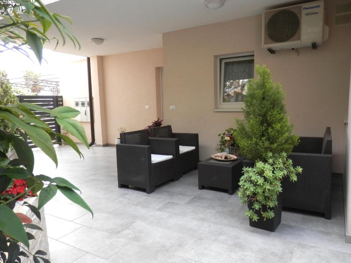 Melody Apartment Porec Exterior photo